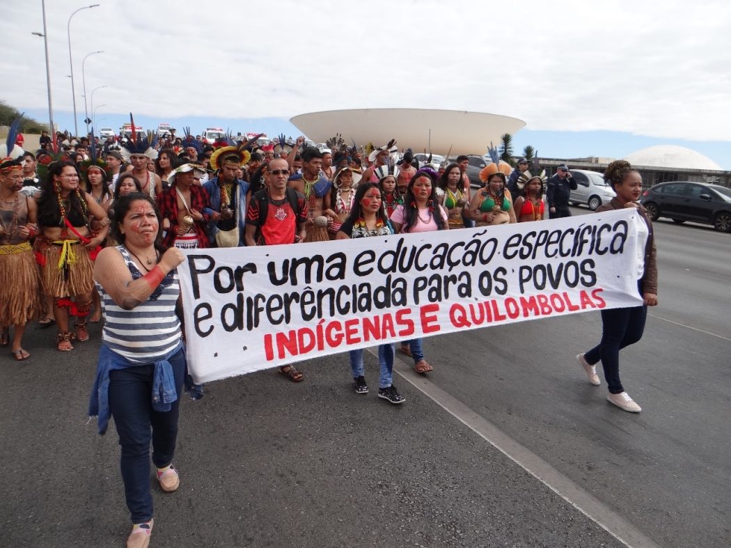 "Por uma educação específica e diferenciada para os povos indígenas e quilombolas". Foto: Laila Menezes/Cimi